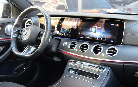 Mercedes-Benz E-Класс, 2022 год, 6 300 000 рублей, 29 фотография