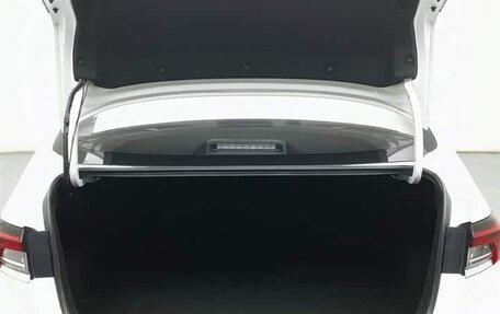 Toyota Corolla, 2022 год, 1 300 010 рублей, 6 фотография