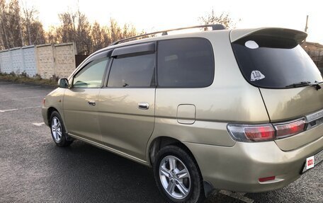 Toyota Gaia, 2001 год, 479 000 рублей, 3 фотография