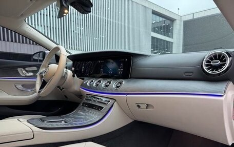 Mercedes-Benz CLS, 2022 год, 6 100 000 рублей, 7 фотография