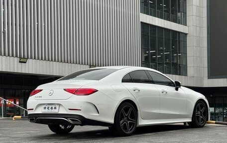 Mercedes-Benz CLS, 2022 год, 6 100 000 рублей, 3 фотография