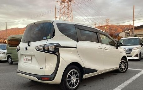Toyota Sienta II, 2022 год, 1 550 002 рублей, 8 фотография