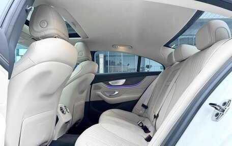 Mercedes-Benz CLS, 2022 год, 6 100 000 рублей, 9 фотография