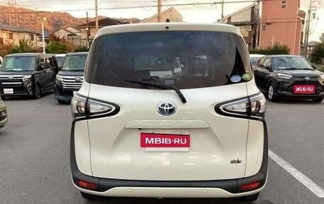 Toyota Sienta II, 2022 год, 1 550 002 рублей, 9 фотография
