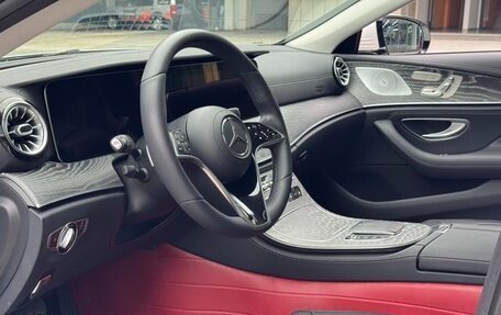 Mercedes-Benz CLS, 2022 год, 6 300 000 рублей, 7 фотография