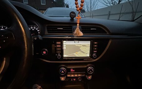 KIA Rio IV, 2018 год, 1 200 000 рублей, 6 фотография