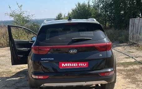 KIA Sportage IV рестайлинг, 2017 год, 1 800 000 рублей, 4 фотография