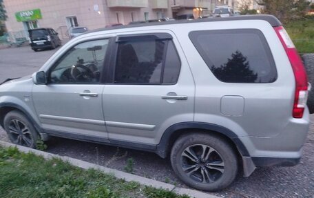 Honda CR-V II рестайлинг, 2005 год, 670 000 рублей, 2 фотография