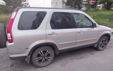 Honda CR-V II рестайлинг, 2005 год, 670 000 рублей, 4 фотография