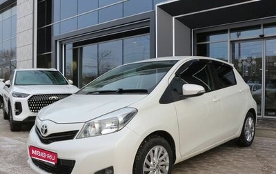 Toyota Vitz, 2013 год, 690 000 рублей, 1 фотография