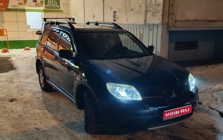 Mitsubishi Outlander III рестайлинг 3, 2008 год, 750 000 рублей, 1 фотография