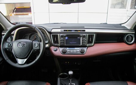 Toyota RAV4, 2013 год, 2 165 000 рублей, 9 фотография