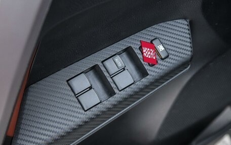 Toyota RAV4, 2013 год, 2 165 000 рублей, 24 фотография