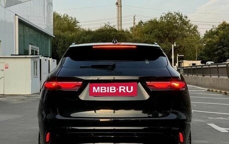 Jaguar F-Pace, 2023 год, 5 600 000 рублей, 3 фотография