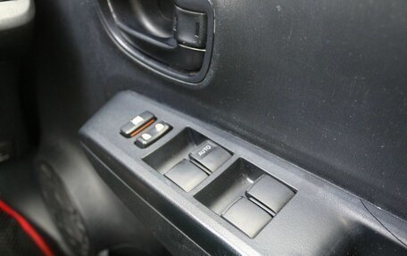 Toyota Vitz, 2013 год, 690 000 рублей, 10 фотография