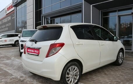 Toyota Vitz, 2013 год, 690 000 рублей, 6 фотография