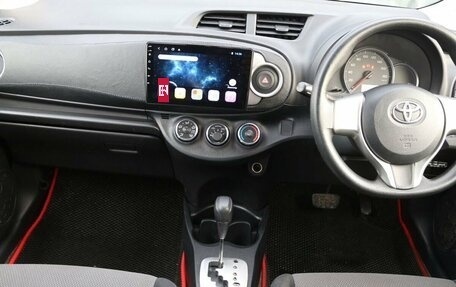 Toyota Vitz, 2013 год, 690 000 рублей, 13 фотография