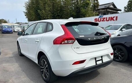 Volvo V40 II рестайлинг, 2018 год, 1 180 000 рублей, 6 фотография