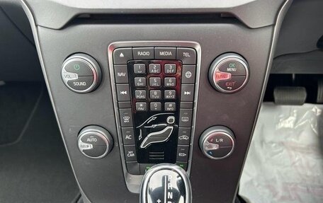 Volvo V40 II рестайлинг, 2018 год, 1 180 000 рублей, 21 фотография