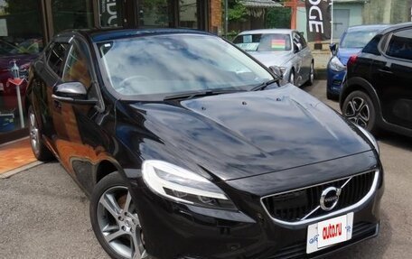 Volvo V40 II рестайлинг, 2016 год, 1 160 000 рублей, 3 фотография
