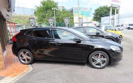 Volvo V40 II рестайлинг, 2016 год, 1 160 000 рублей, 8 фотография