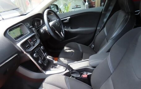 Volvo V40 II рестайлинг, 2016 год, 1 160 000 рублей, 9 фотография