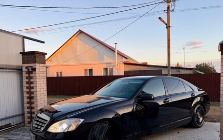 Mercedes-Benz S-Класс, 2006 год, 1 240 000 рублей, 2 фотография