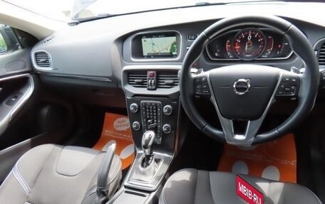 Volvo V40 II рестайлинг, 2016 год, 1 160 000 рублей, 11 фотография
