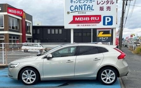 Volvo V40 II рестайлинг, 2019 год, 1 310 000 рублей, 5 фотография