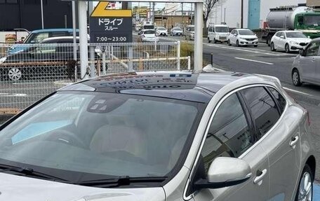 Volvo V40 II рестайлинг, 2019 год, 1 310 000 рублей, 9 фотография