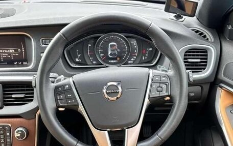 Volvo V40 II рестайлинг, 2019 год, 1 310 000 рублей, 12 фотография