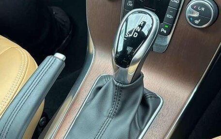 Volvo V40 II рестайлинг, 2019 год, 1 310 000 рублей, 22 фотография