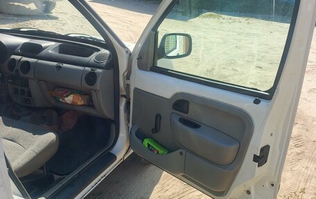 Renault Kangoo II рестайлинг, 2005 год, 230 000 рублей, 9 фотография