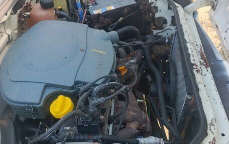 Renault Kangoo II рестайлинг, 2005 год, 230 000 рублей, 18 фотография