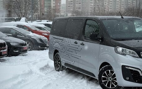 Peugeot Traveller I, 2021 год, 2 999 000 рублей, 6 фотография