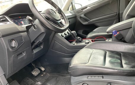 Volkswagen Tiguan II, 2017 год, 2 200 000 рублей, 9 фотография