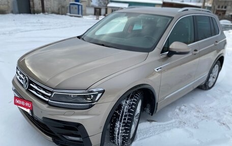 Volkswagen Tiguan II, 2017 год, 2 200 000 рублей, 7 фотография