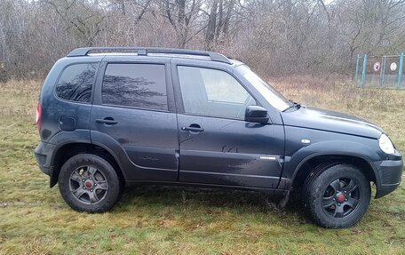 Chevrolet Niva I рестайлинг, 2013 год, 329 999 рублей, 2 фотография