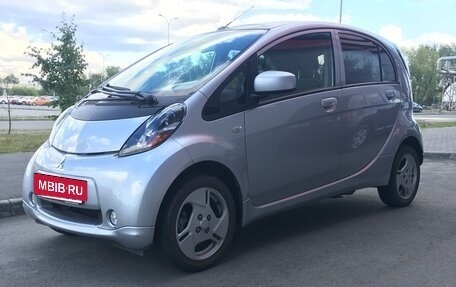 Mitsubishi i-MiEV, 2011 год, 650 000 рублей, 2 фотография