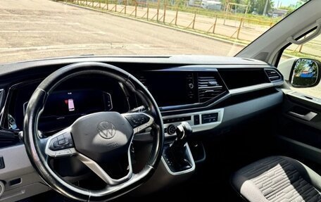 Volkswagen Caravelle T6 рестайлинг, 2020 год, 4 800 000 рублей, 7 фотография