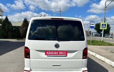 Volkswagen Caravelle T6 рестайлинг, 2020 год, 4 800 000 рублей, 17 фотография