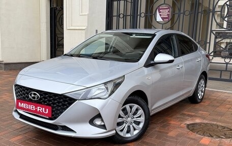 Hyundai Solaris II рестайлинг, 2022 год, 1 650 000 рублей, 4 фотография