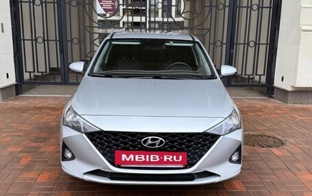 Hyundai Solaris II рестайлинг, 2022 год, 1 650 000 рублей, 2 фотография