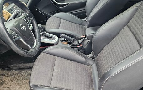 Opel Astra J, 2012 год, 880 000 рублей, 25 фотография