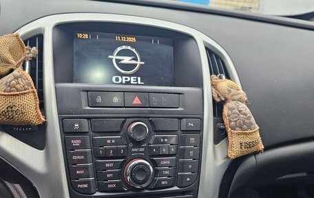 Opel Astra J, 2012 год, 880 000 рублей, 24 фотография