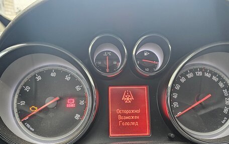 Opel Astra J, 2012 год, 880 000 рублей, 31 фотография