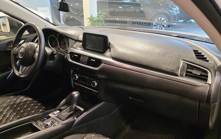 Mazda 6, 2016 год, 1 599 000 рублей, 22 фотография