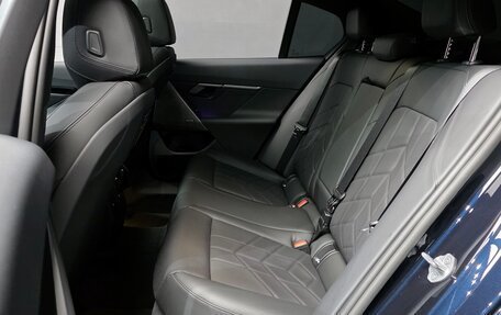 BMW 5 серия, 2024 год, 5 640 000 рублей, 12 фотография