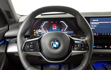 BMW 5 серия, 2024 год, 5 486 000 рублей, 13 фотография