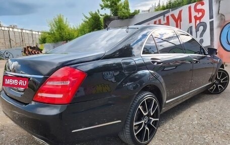 Mercedes-Benz S-Класс, 2010 год, 1 499 999 рублей, 2 фотография